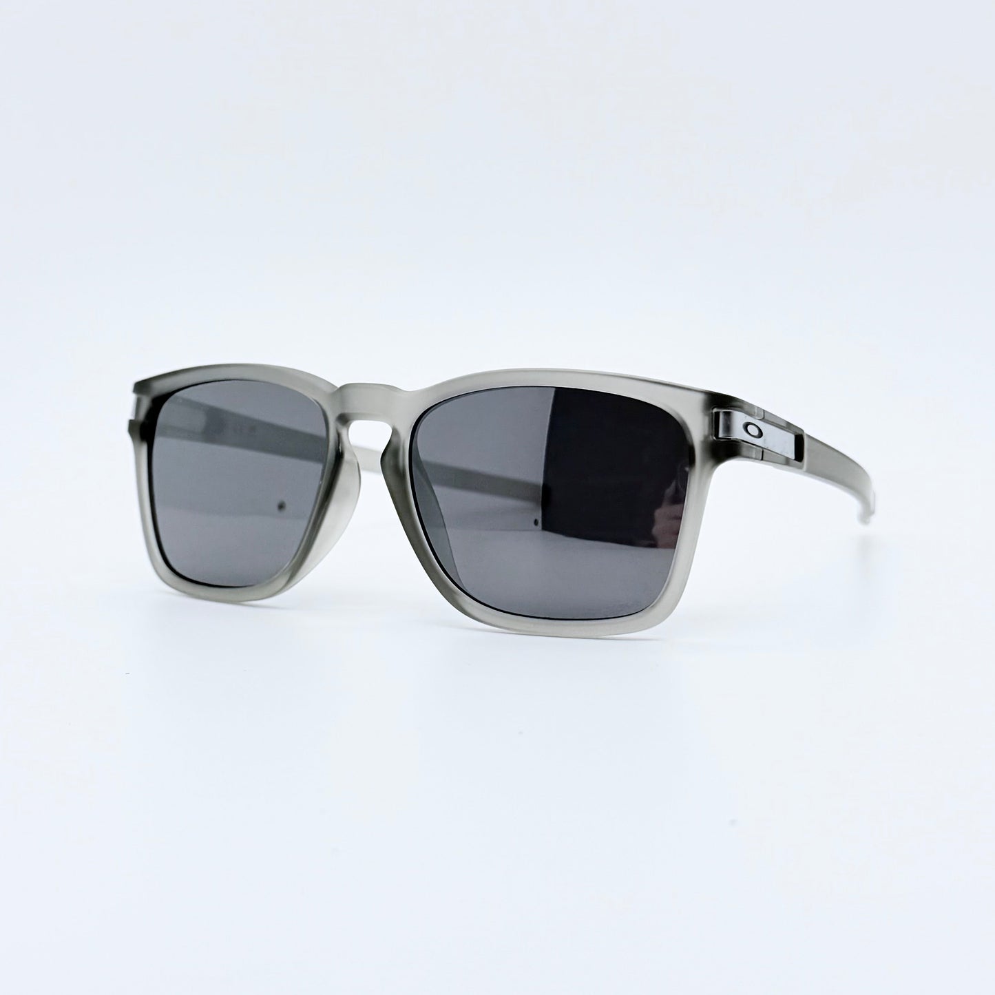 Oakley Latch Sq (A) OO9358 Sunglasses