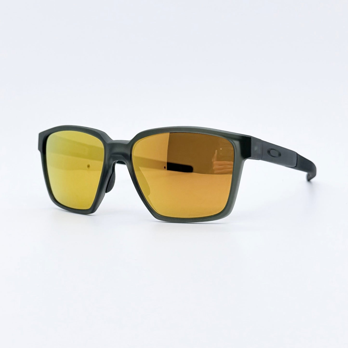 Oakley OO9430 Actuator SQ Sunglasses