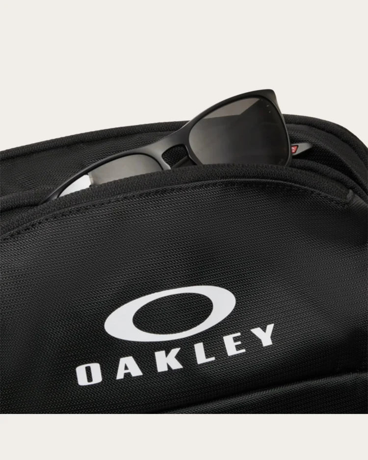 Oakley Essential Day Pack M 9.0