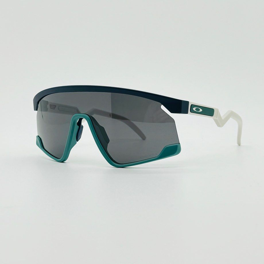 Oakley OO9280 BXTR Sunglasses