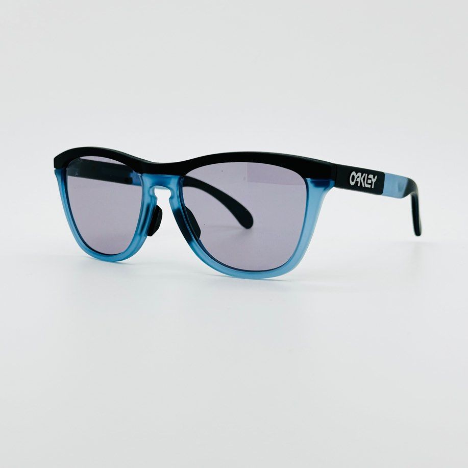 Oakleys Frogskins Range (A) OO9284A Sunglasses