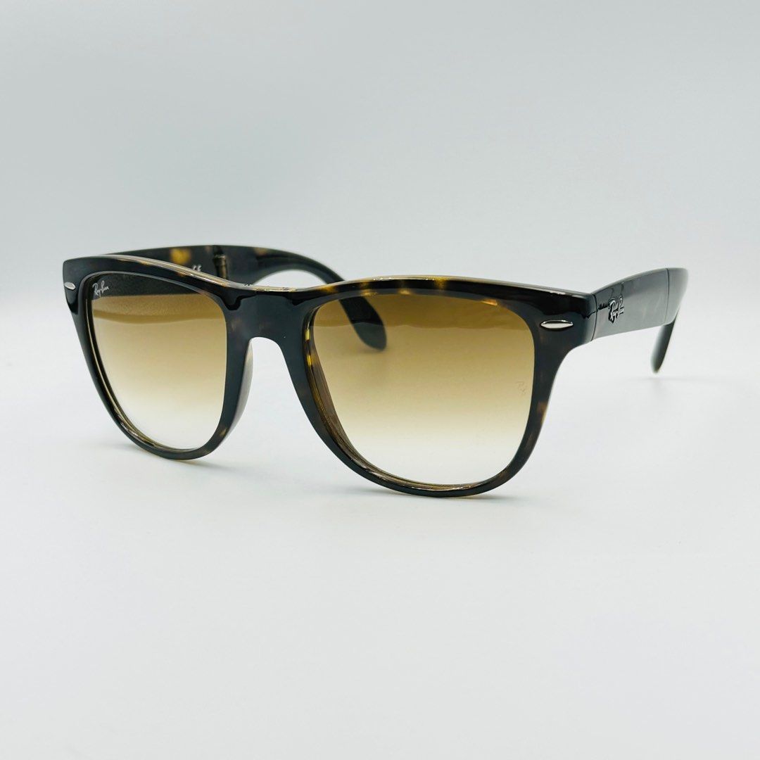 Ray-Ban RB4105 Wayfarer Folding Sunglasses