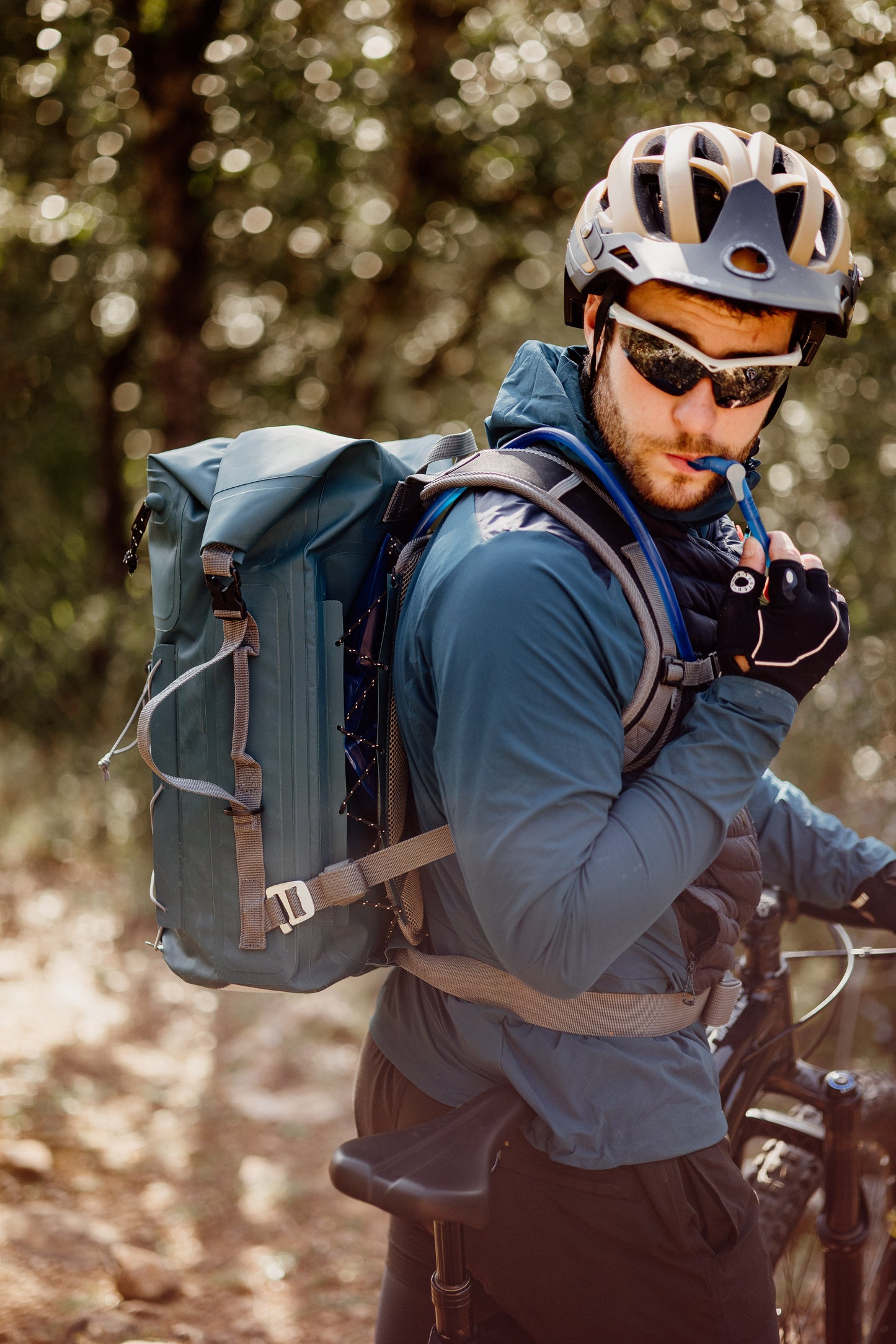 Zulupack Triton 25 Waterproof Backpack 25L with External Hydration Pocket