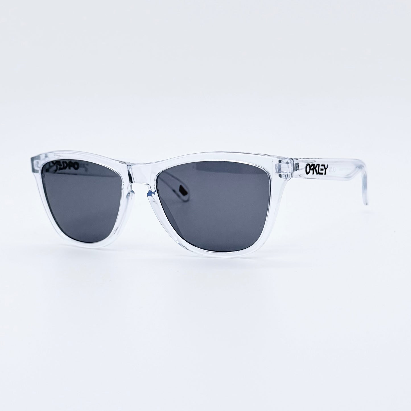 Oakley Frogskins OO9013 Sunglasses