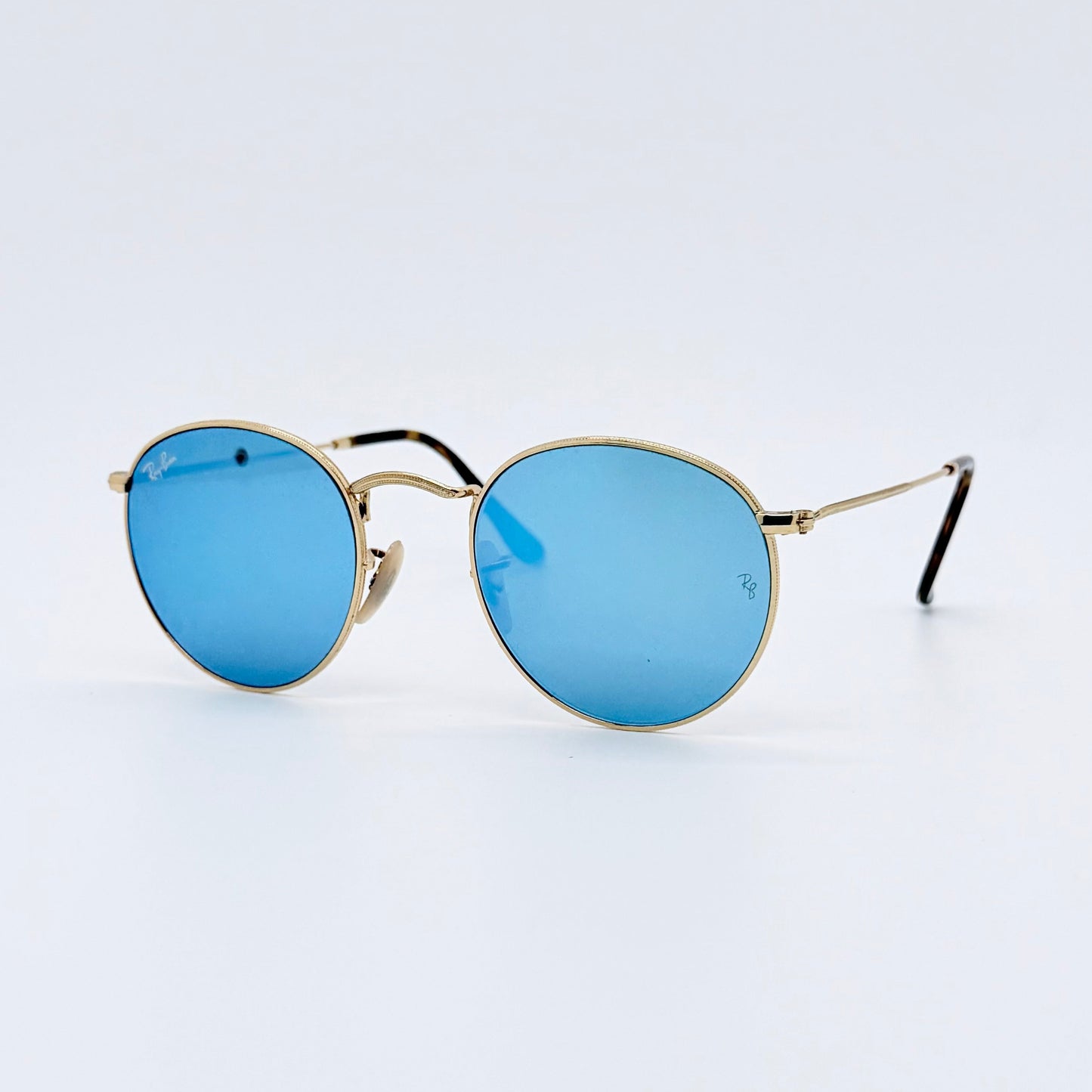 Ray-Ban RB3447N - Round Flat Sunglasses