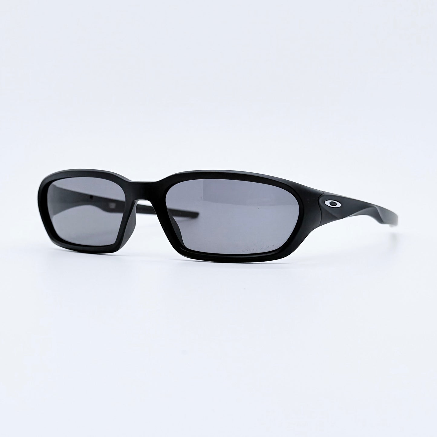 Oakley Terraforma OO9530 Sunglasses