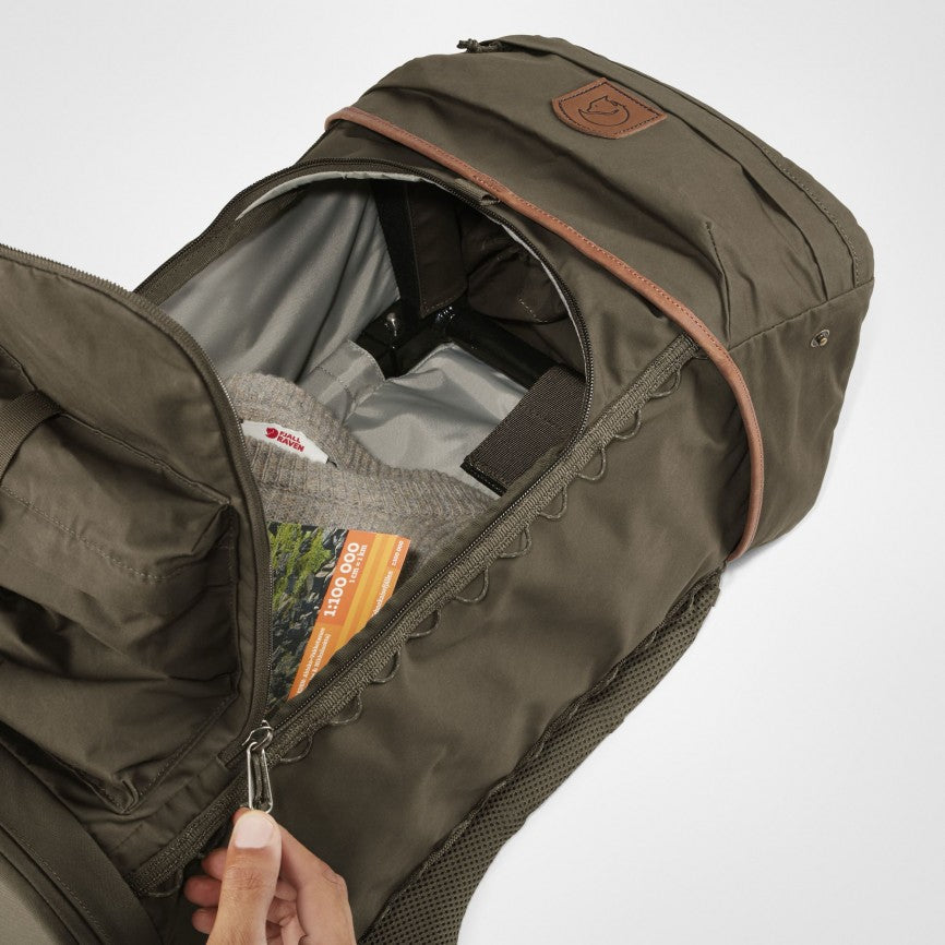 Fjallraven Singi Stubben 27L Backpack - Stone Grey