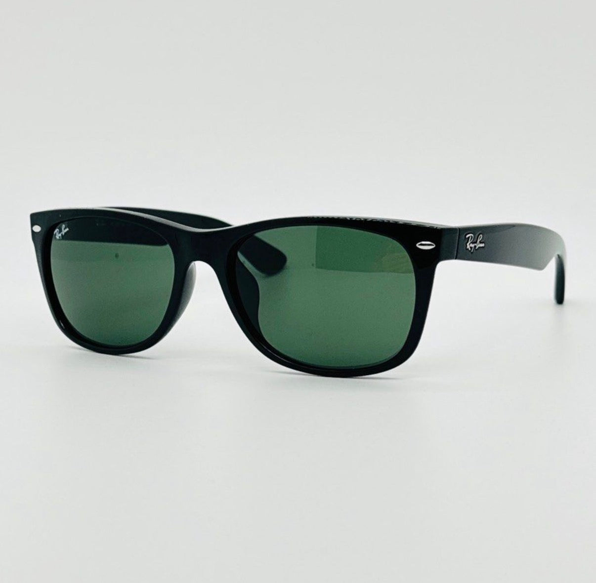 Ray-Ban RB2132F New Wayfarer Sunglasses