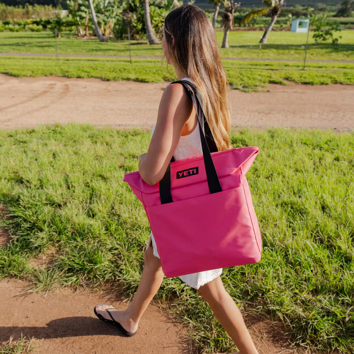 Yeti Daytrip 20L Insulated Tote Bag