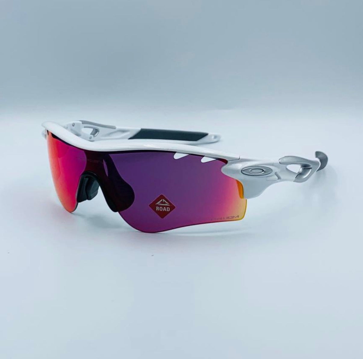 Oakley Radarlock Path (A) OO9206 Sunglasses