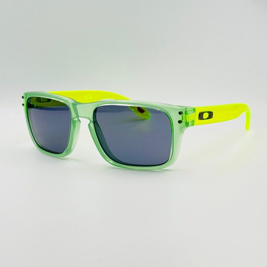 Oakley OJ9014 Holbrook XXS Sunglasses