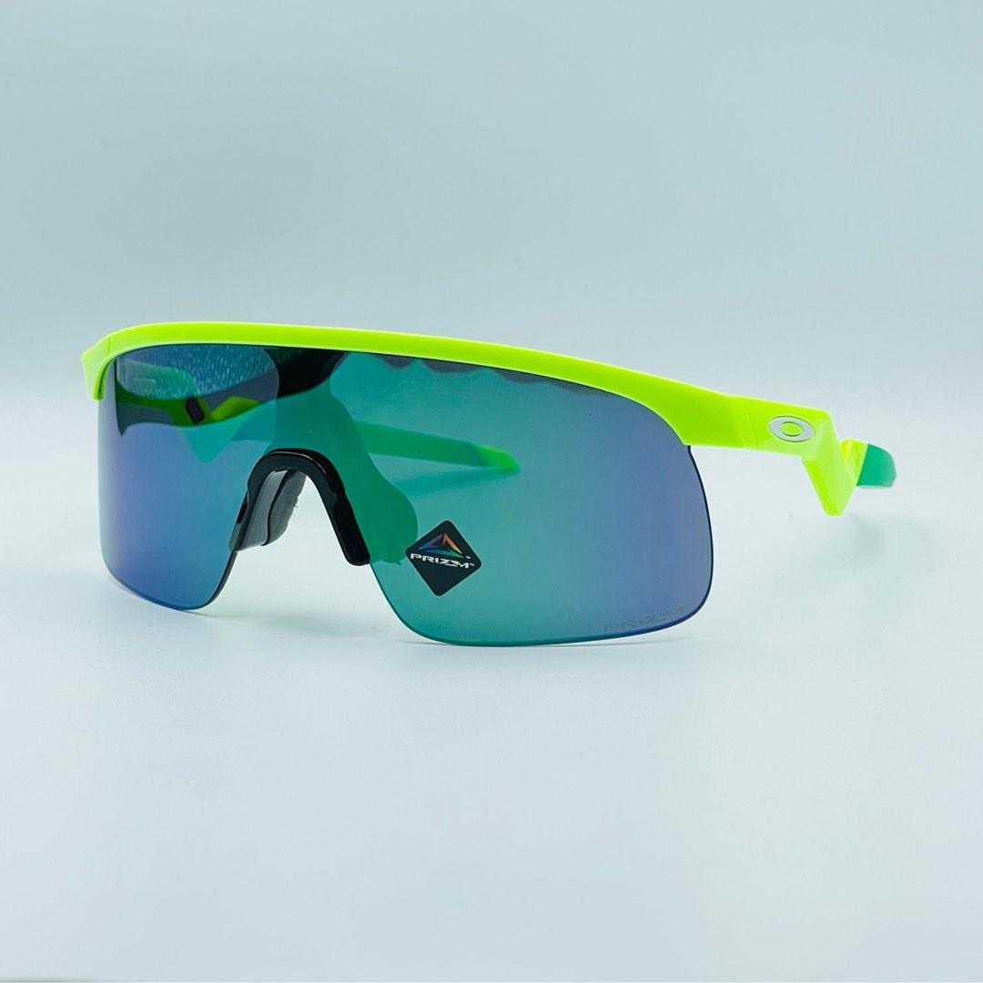 Oakley OJ9010 Resistor Sunglasses