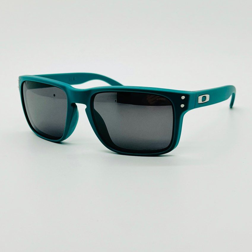 Oakley Holbrook OO9102 Sunglasses