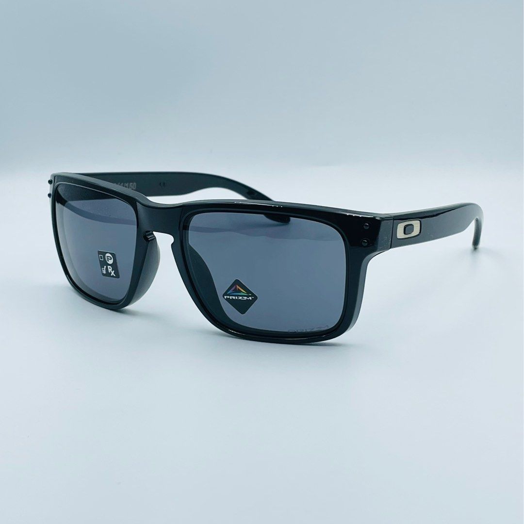Oakley Holbrook OO9102 Sunglasses