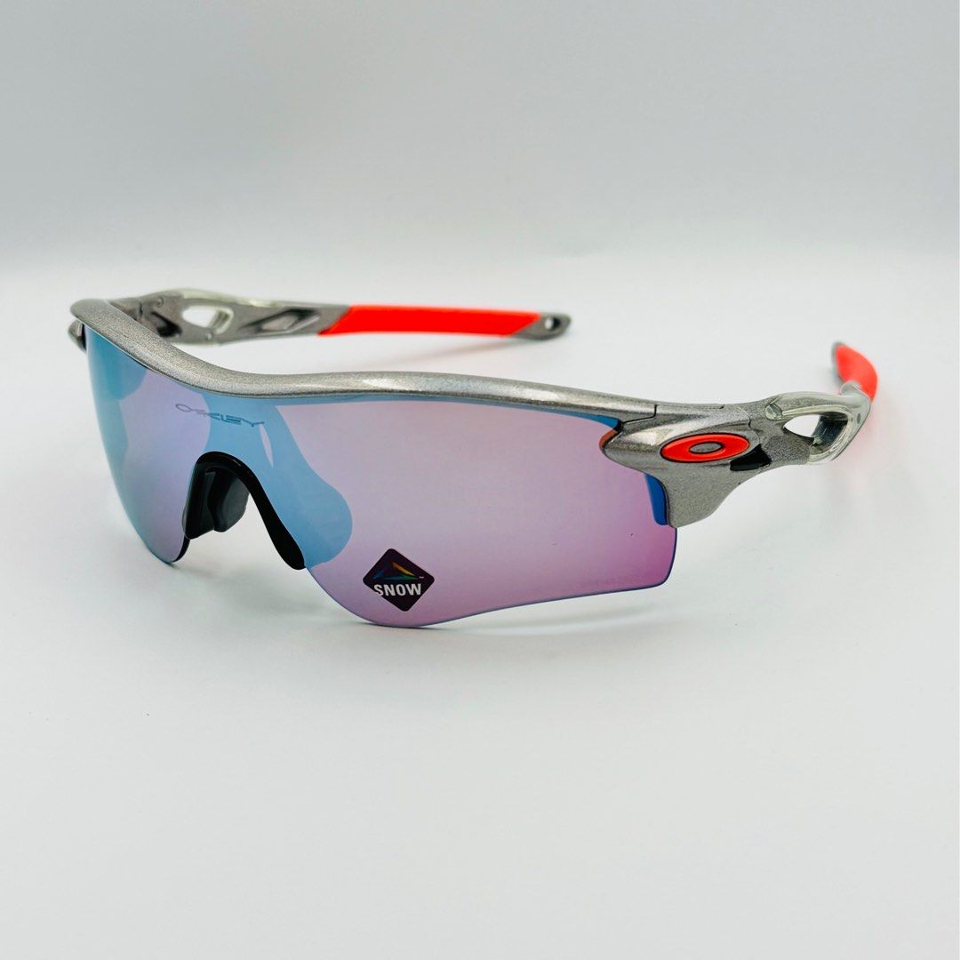 Oakley Radarlock Path (A) OO9206 Sunglasses