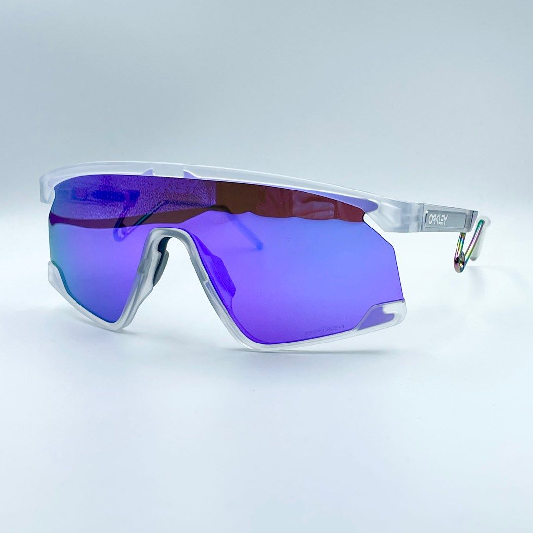 Oakley OO9237 BXTR Metal Sunglasses