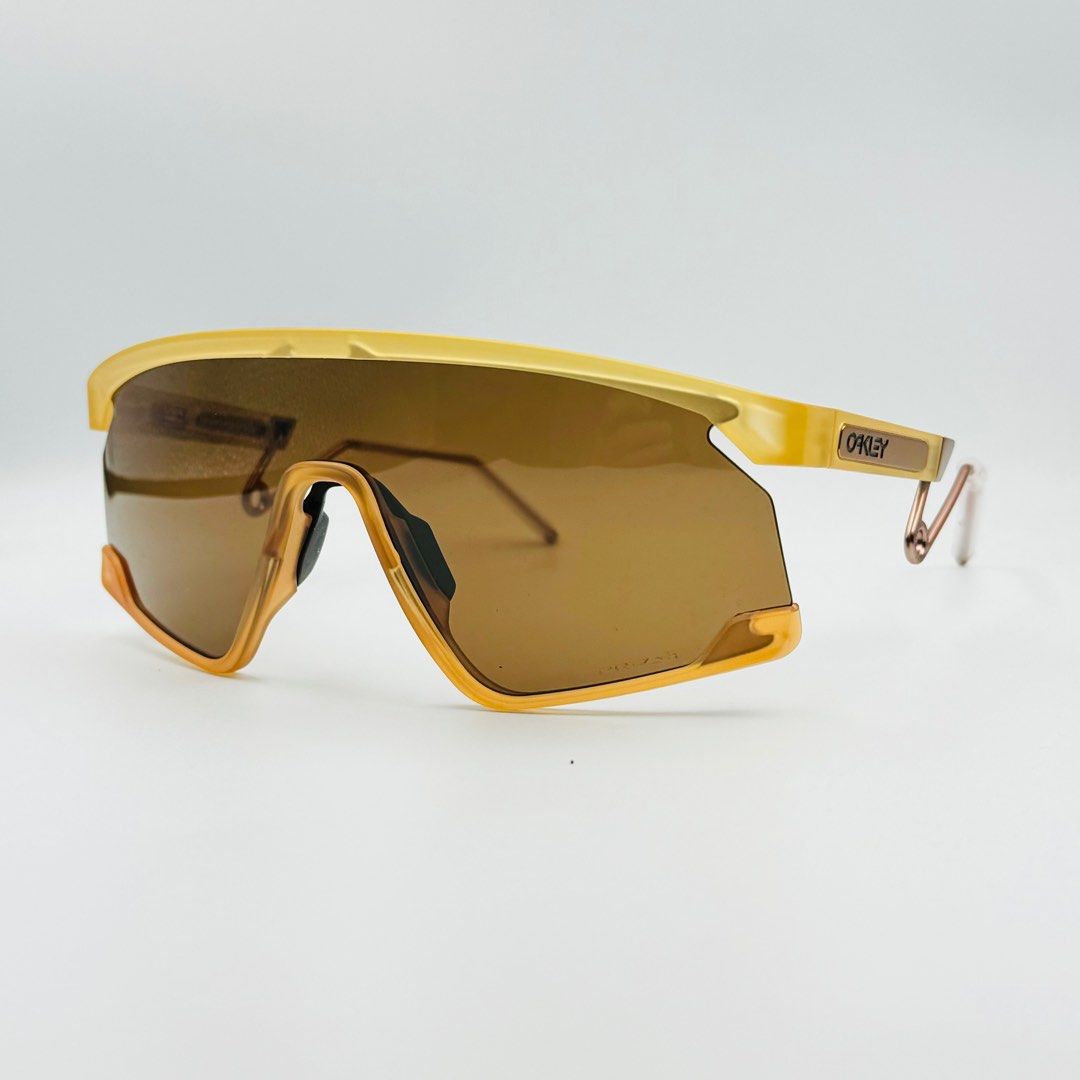 Oakley OO9237 BXTR Metal Sunglasses