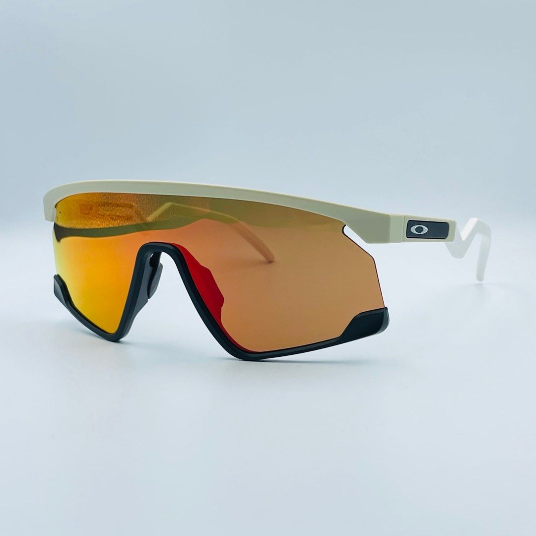 Oakley OO9280 BXTR Sunglasses