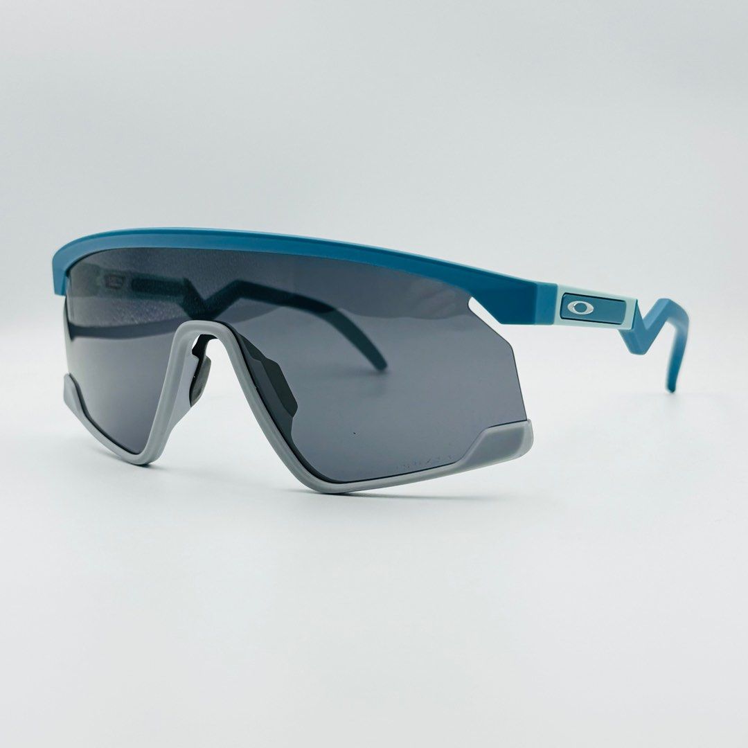 Oakley OO9280 BXTR Sunglasses