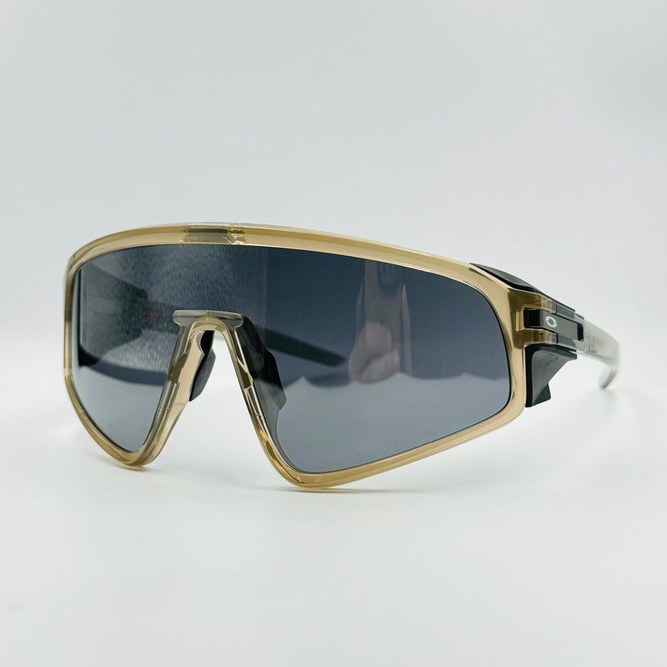 Oakley OO9404 Latch Panel Sunglasses