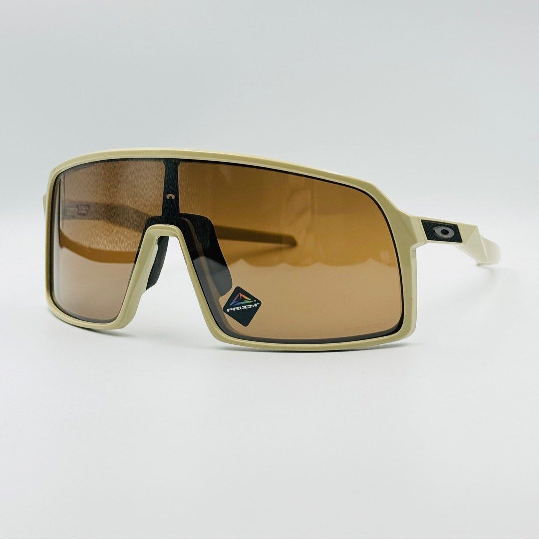 Oakley Sutro OO9406 Sunglasses