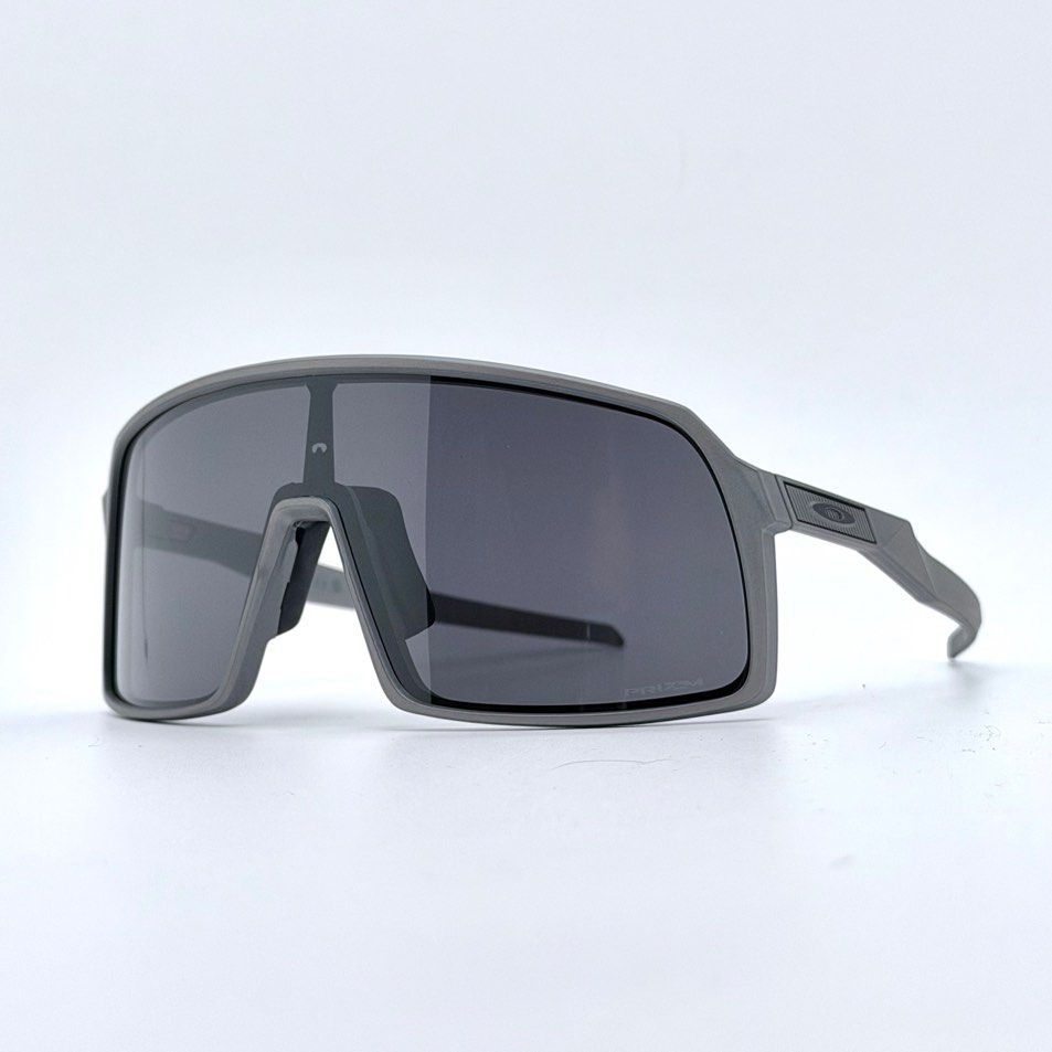 Oakley Sutro OO9406 Sunglasses