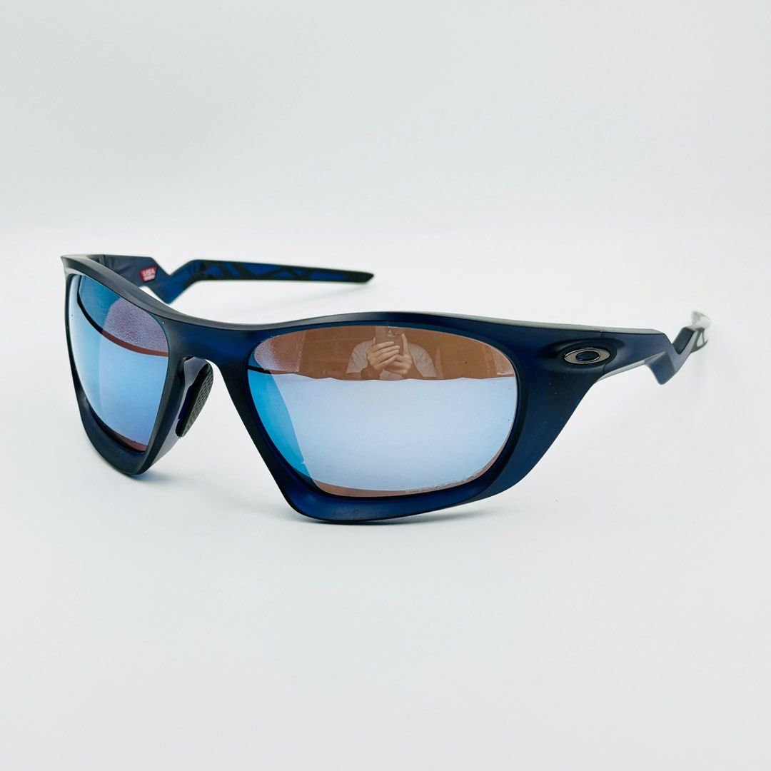 Oakley OO9431 Lateralis Sunglasses