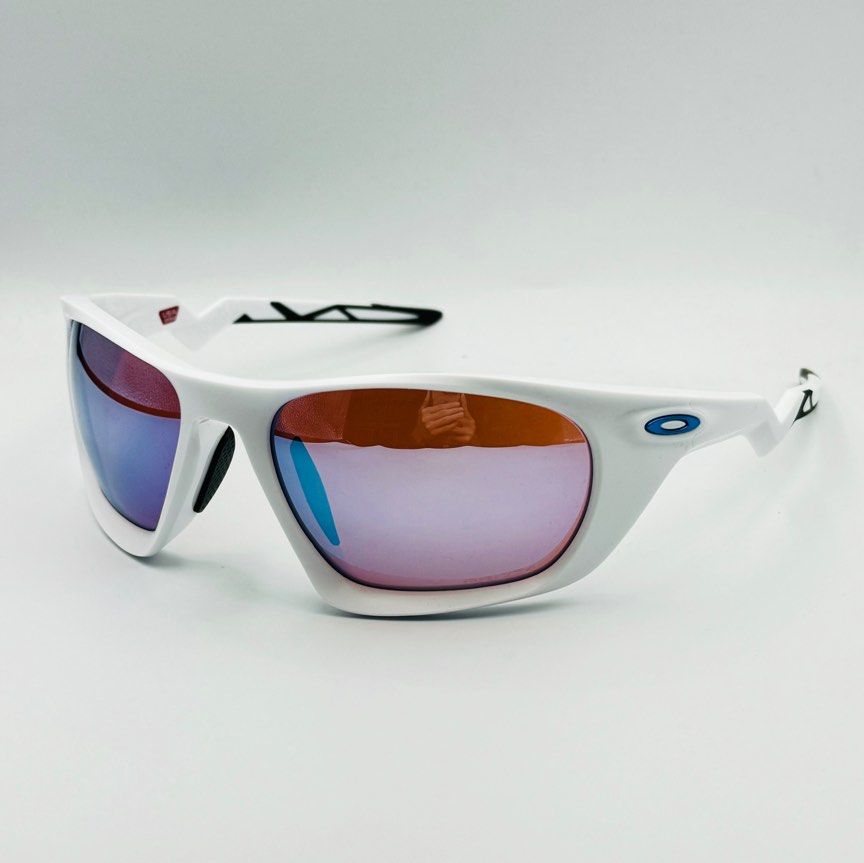 Oakley OO9431 Lateralis Sunglasses