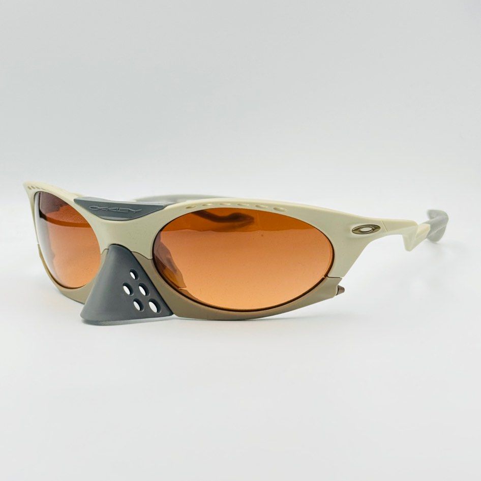 Oakley OO9437 Plantaris Sunglasses