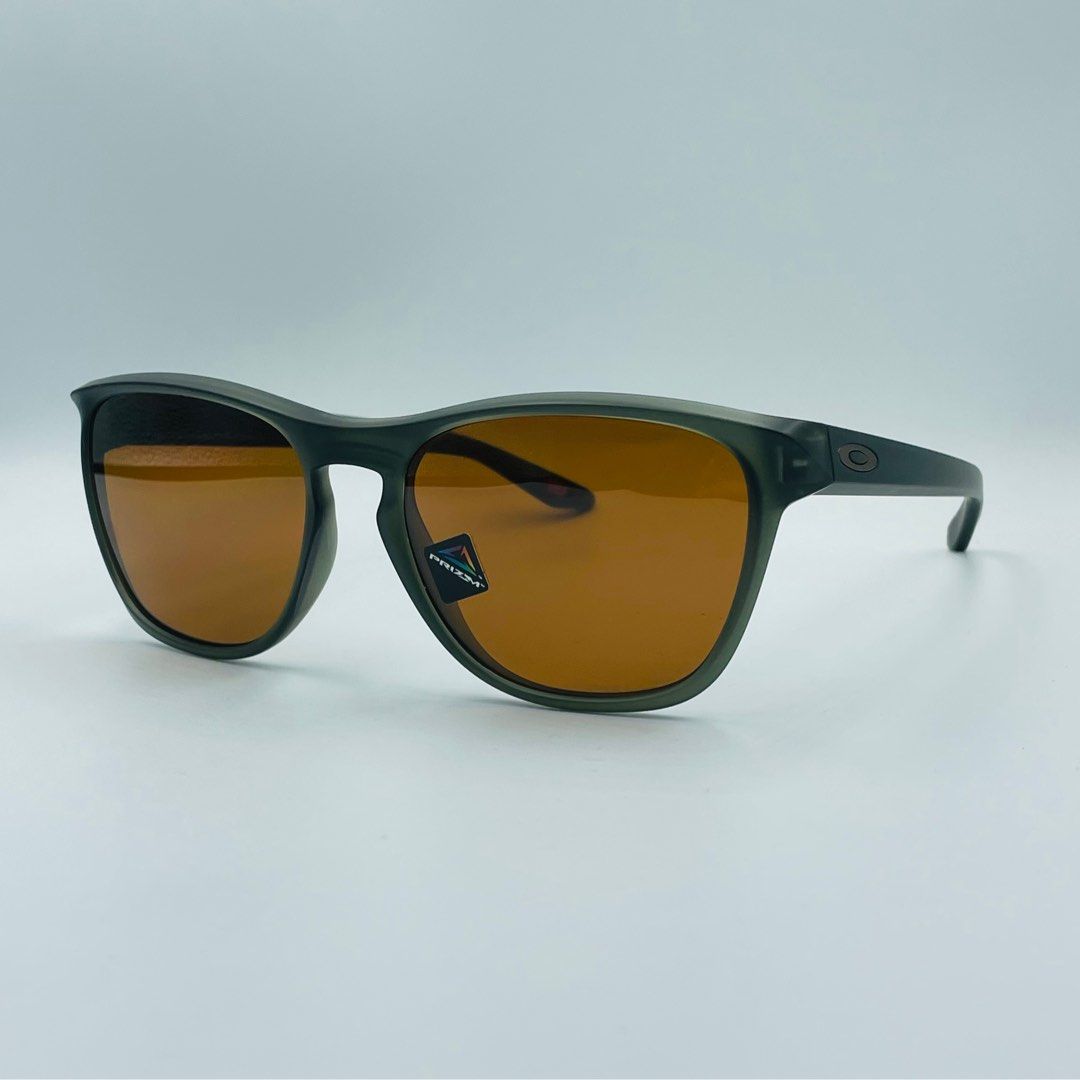 Oakley Manorburn OO9479 Sunglasses