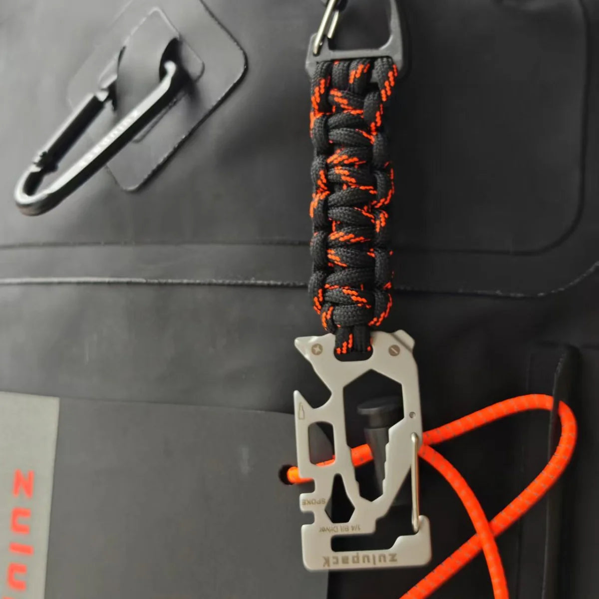 Zulupack Multi-Tool Utility Card